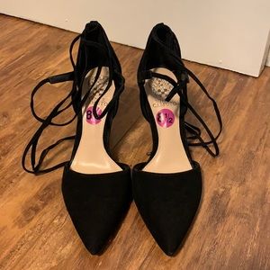 Vince Camuto suede heels